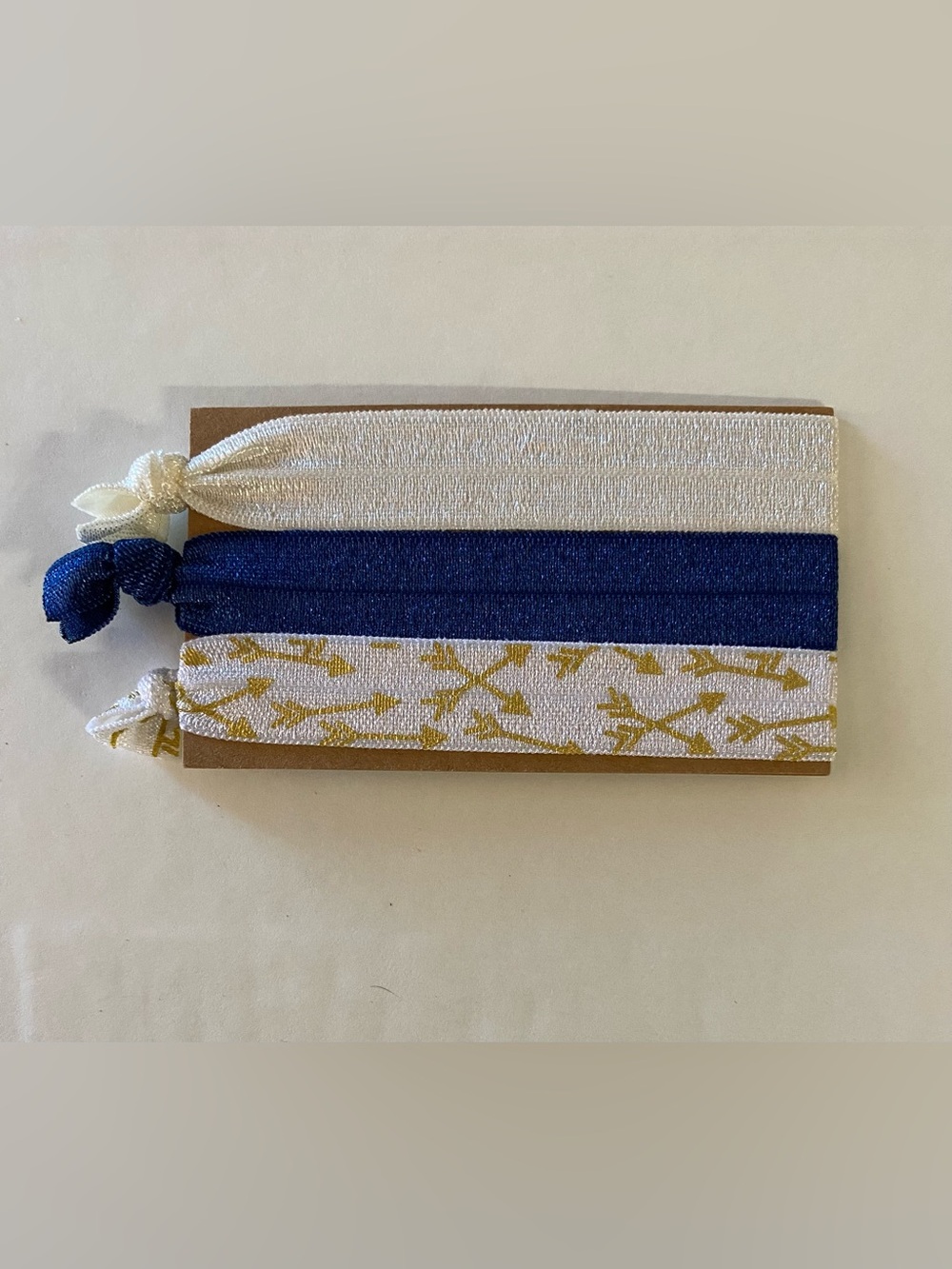 ❤️10/$10❤️ No Crease Ouch-Less Elastic Hair Ties